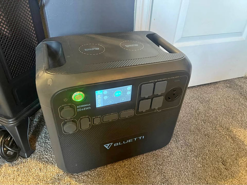BLUETTI AC200MAX Portable Power Station in El Cajon, CA (photo 1) — photo 1