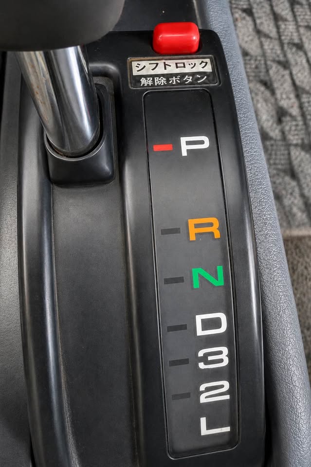 1990 Toyota Landcruiser · Heritage Edition Sport Utility 4D in San Francisco, CA (photo 11) — photo 11