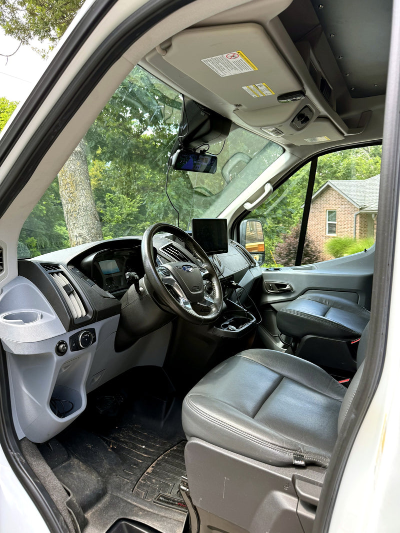 VanDoit LIV — Off-Grid Camper Van — photo 7