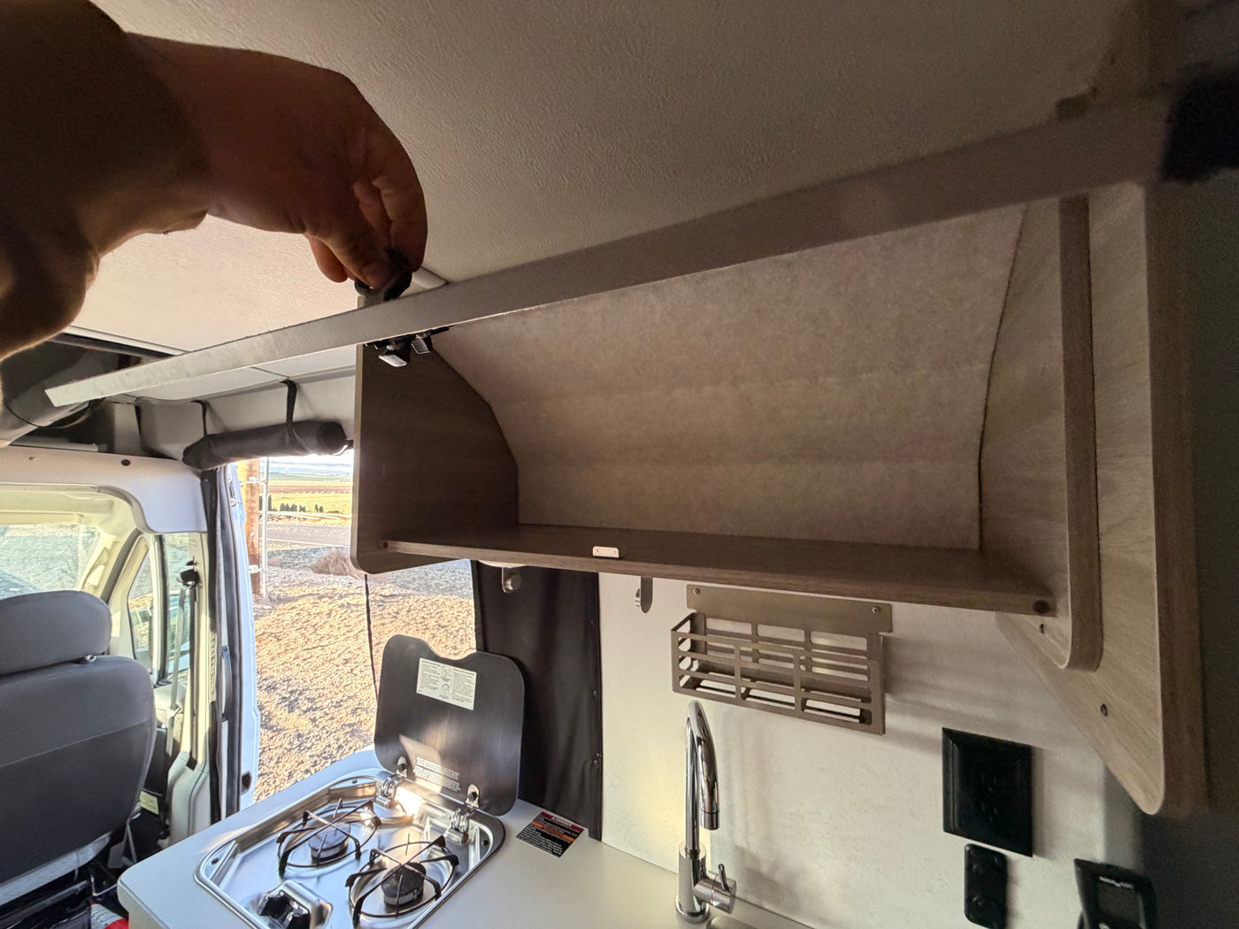 2021 Winnebago Solis 59P — photo 3