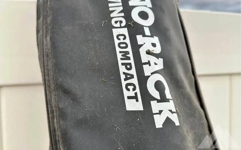 Rhino-Rack compact Batwing awning — used camp awnings for sale (photo 2) — photo 2
