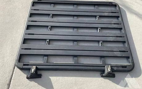 Rhino Rack Pioneer Platform with Rx300 legs — used racks for sale (photo 2)