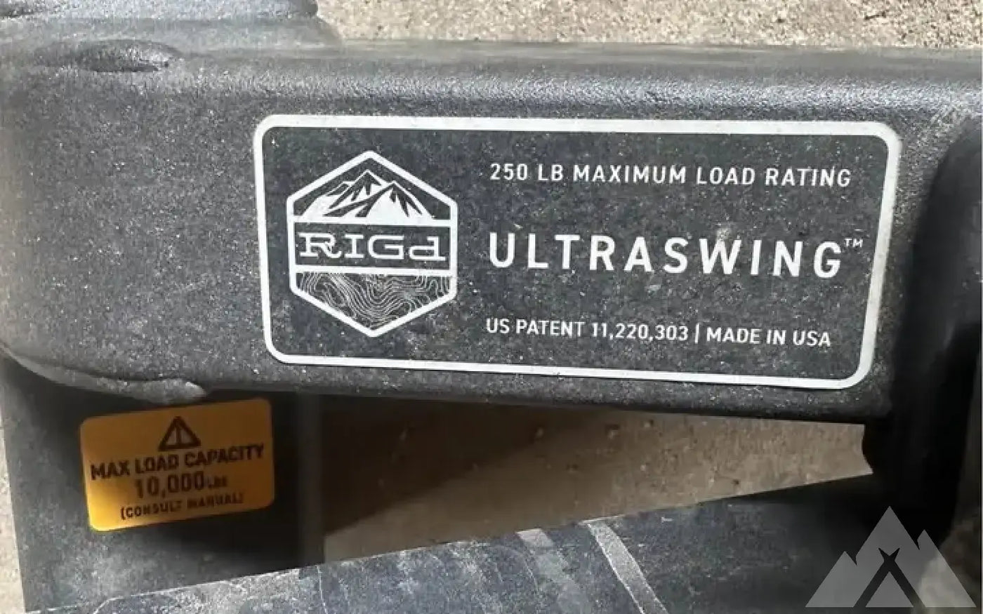 RIG'd Ultraswing hitch spare tire carrier — used tire carriers & swing outs for sale (photo 2) — photo 2