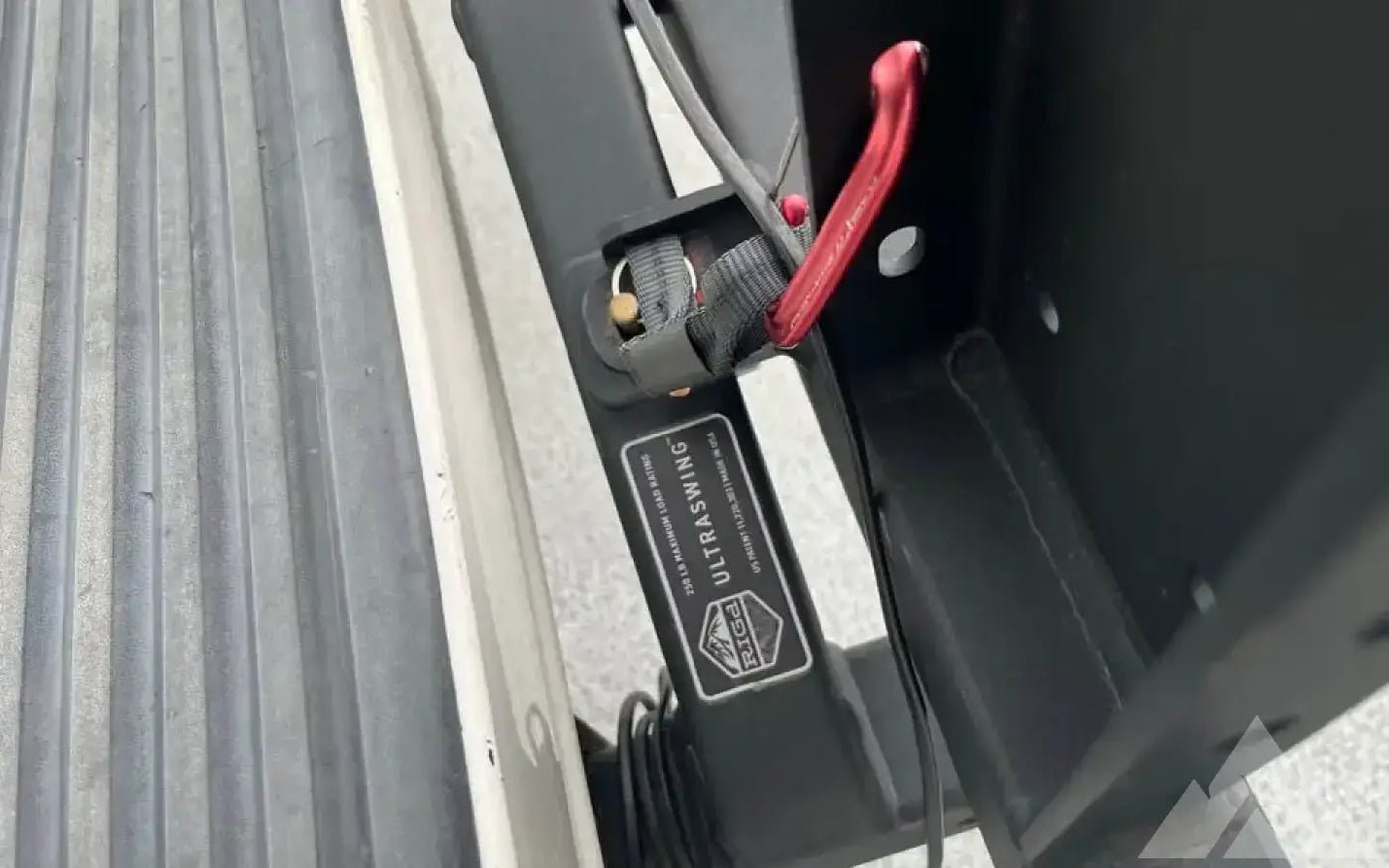 RiG’d Ultraswing out tire carrier for your RiG!.. — used tire carriers & swing outs for sale (photo 2) — photo 2