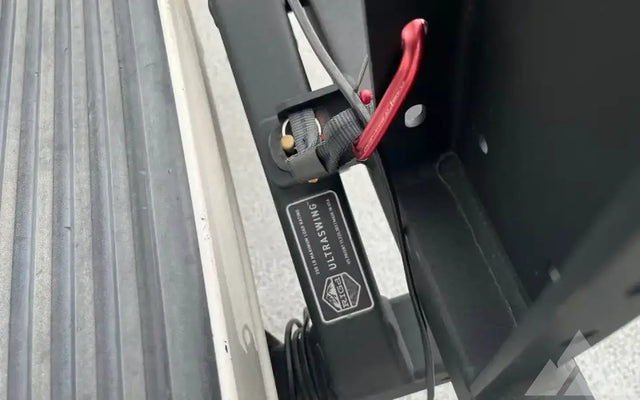 RiG’d Ultraswing out tire carrier for your RiG!.. — photo 2