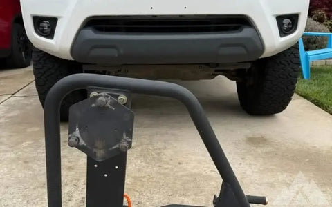 Rigd short fit tire carrier
