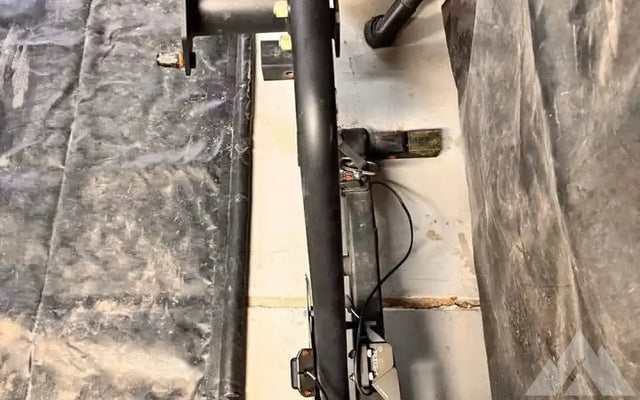 Rigd swing out tire carrier — photo 2