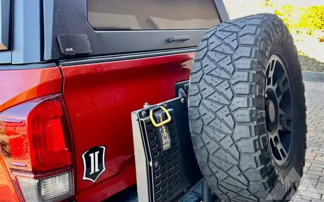 RiGd ultra-swing tire carrier with accessories — photo 2