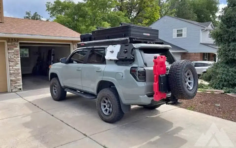 RIGd Ultraswing tire carrier