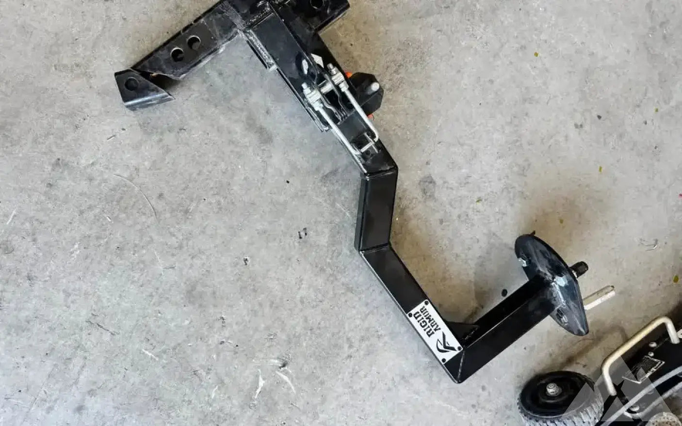 Rigid Armor Spare Tire Dropdown — used tire carriers & swing outs for sale (photo 2)