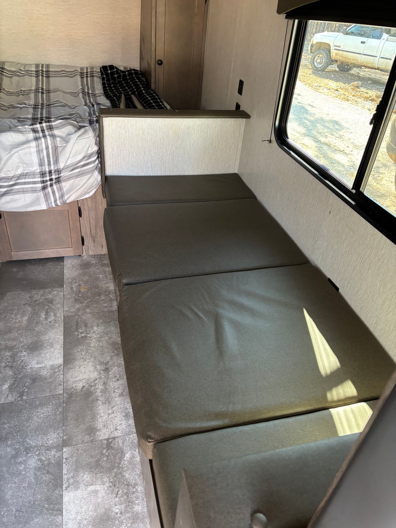 Cozy Camper — photo 9