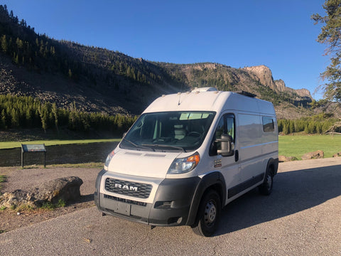 Pet-Friendly Promaster with Queen bed, furnace, AC, optional Starlink RV overland rental