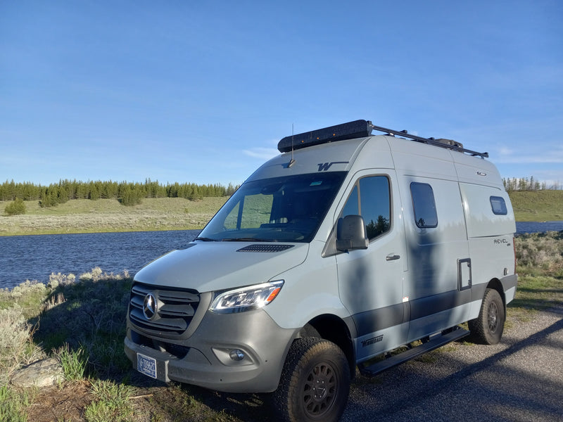 4WD Winnebago Revel 44E "Rosie" Unlimited Miles Mighty 5 + Starlink — photo 11