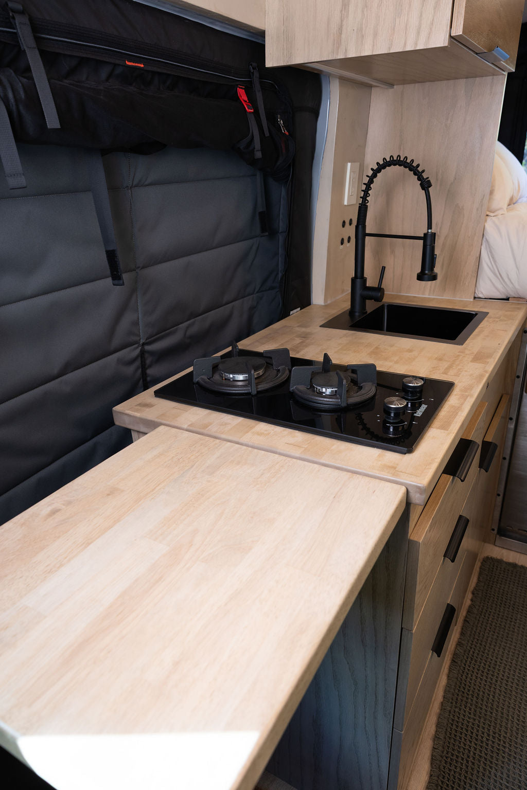  wood interior — photo 4