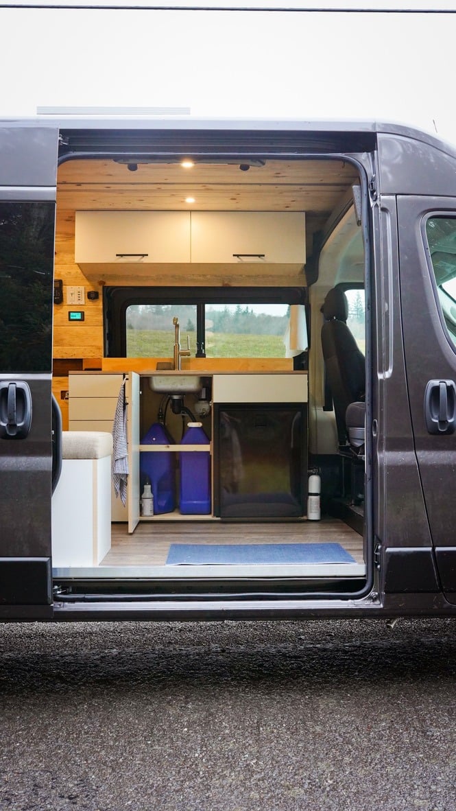  showing its interior — photo 11
