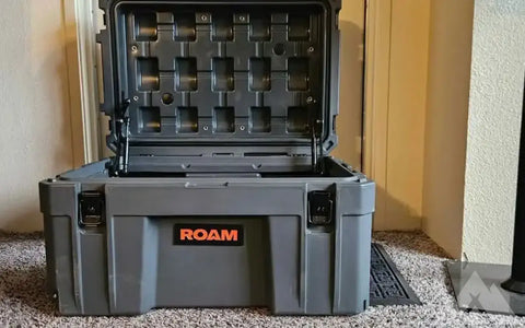 Roam Adventure 80L rolling hard case