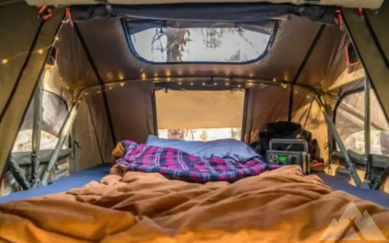 Roam Vagabond (2-3 person) roof top tent — used rooftop tents for sale (photo 5) — photo 5