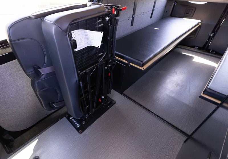 Black Knight: 2022 Vanworks Switchback 4D - GlampersCA — photo 17