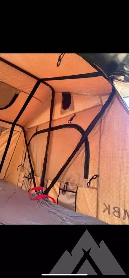 Roof top tent — photo 3