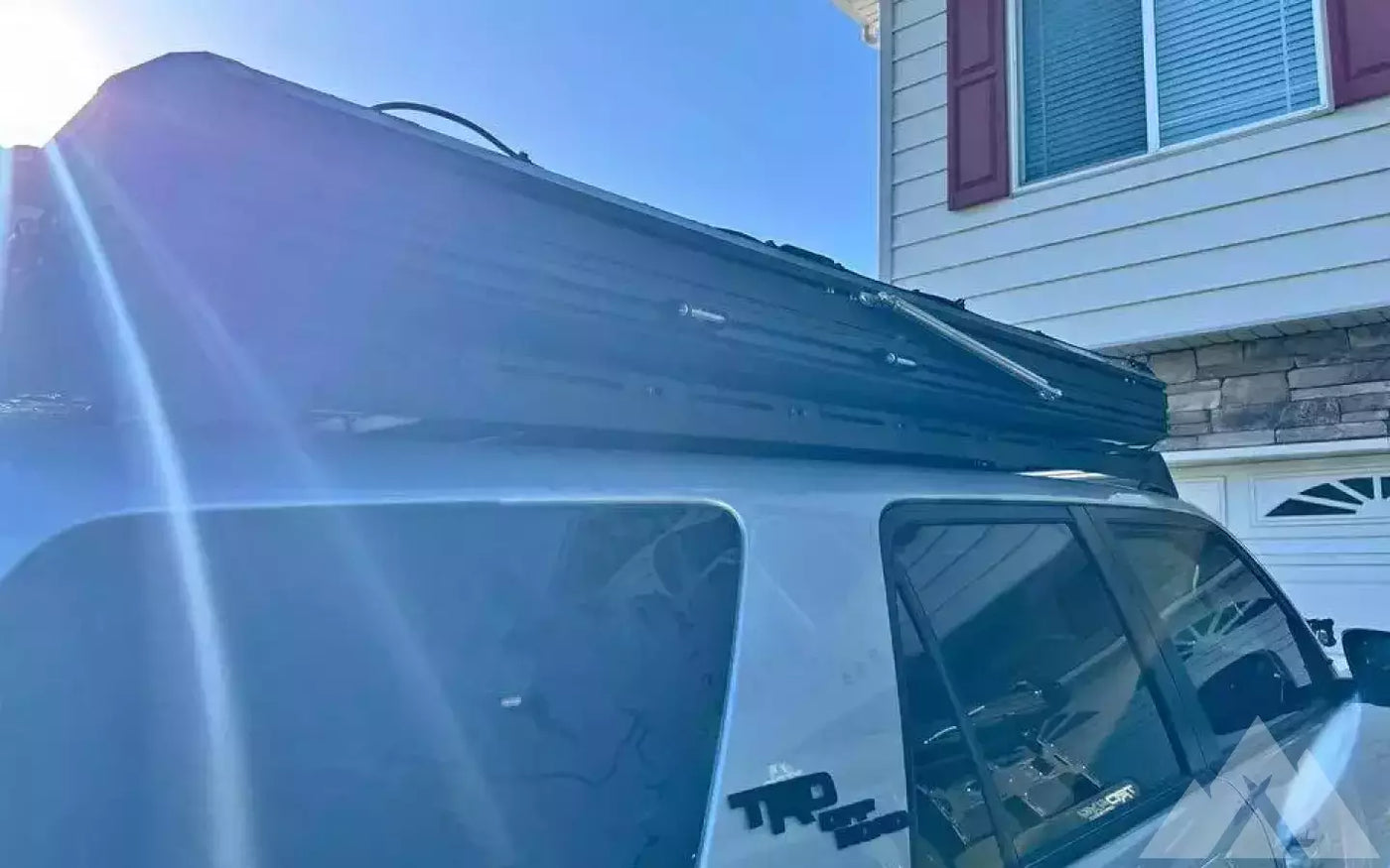 Roof top tent + solar panel — used rooftop tents for sale (photo 4) — photo 4
