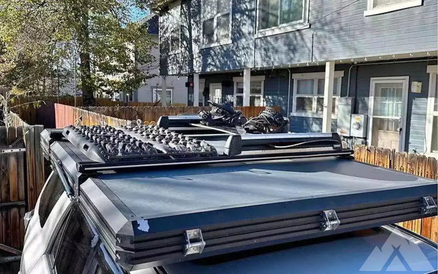 Roofnest Falcon XL Roof Top Tent — used rooftop tents for sale (photo 3)