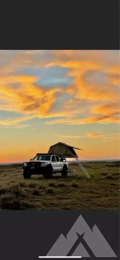 Rooftop tent and truck rack — used rooftop tents for sale (photo 2) — photo 2