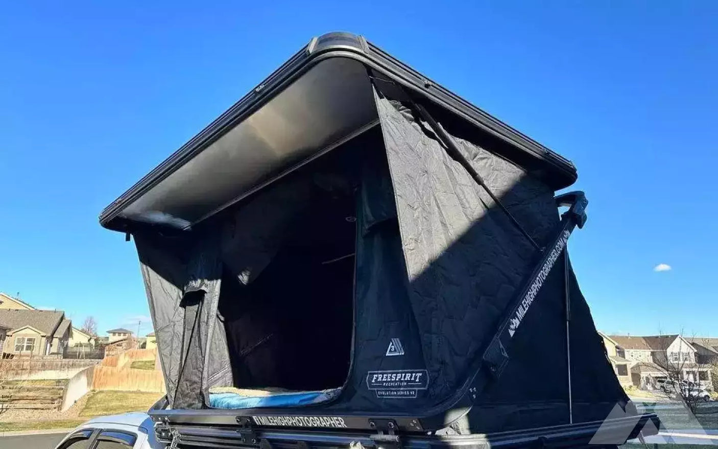 Rooftop Tent Setup — used rooftop tents for sale (photo 5)