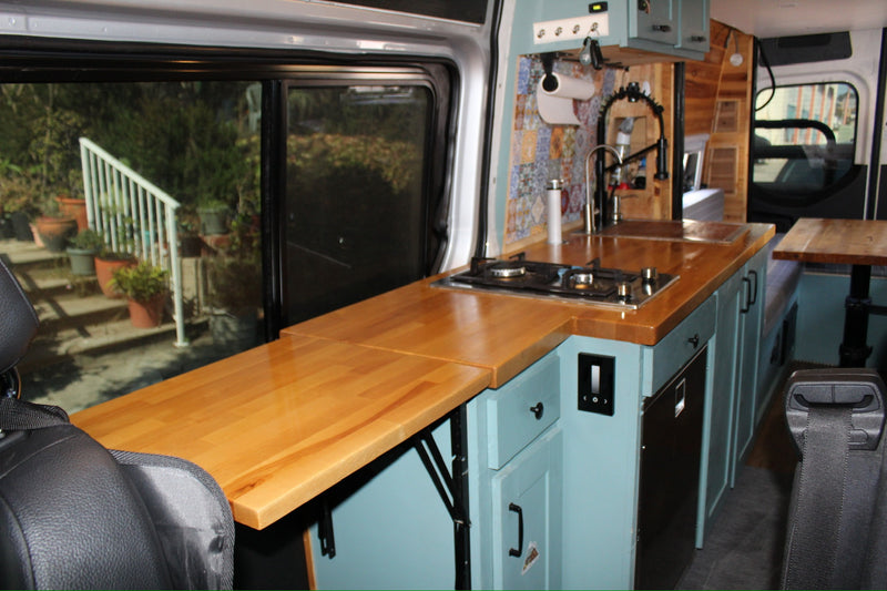 Ikaro Sprinter Van | Custom Built Off-Grid Ready! — photo 4
