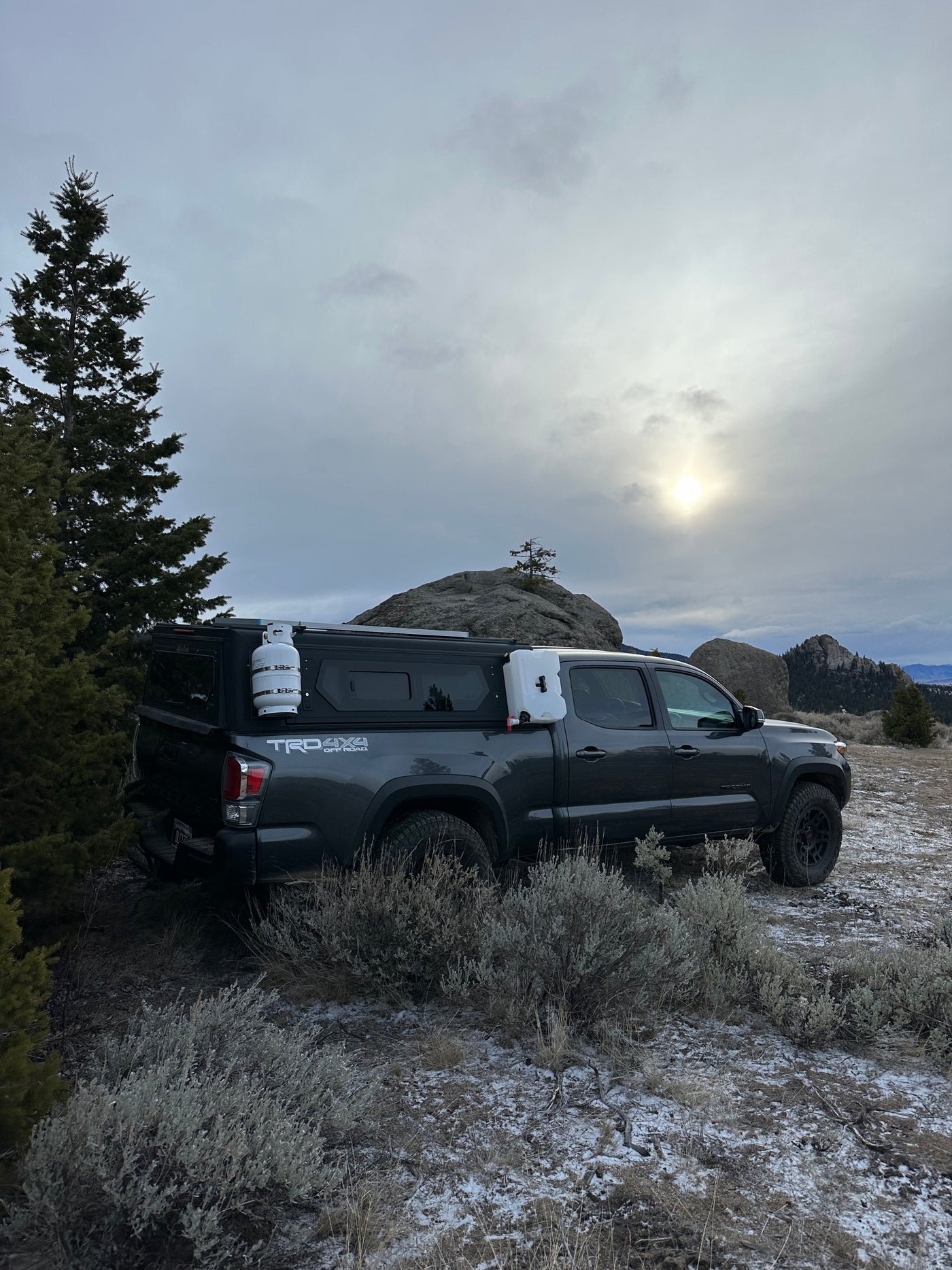 2023 Toyota Tacoma with Alu-Cab Contour Canopy 6ft bed — photo 15