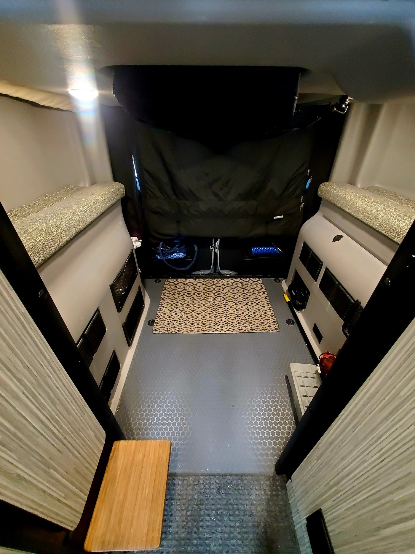 2020 Winnebago Revel on Mercedes-benz Sprinter chassis 4X4. — photo 13