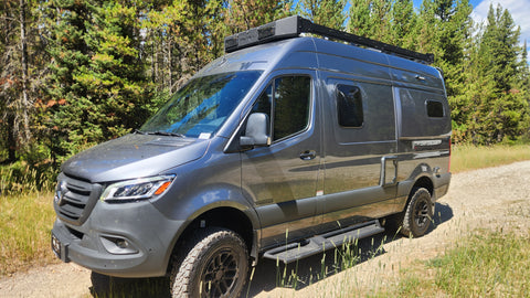 2025 AWD Winnebago Revel 44E "Elroy" Unlimited Miles Montana +  Starlink — photo 2