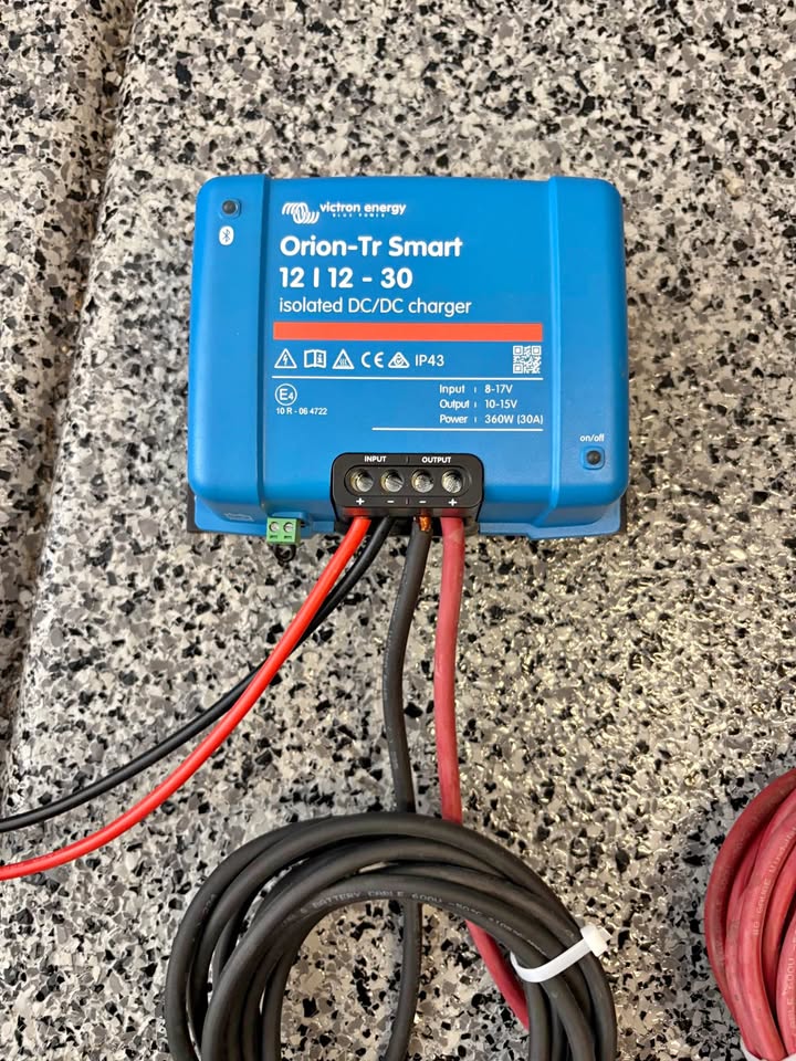 Victron 12-12 30 Amp Isolated Charger in Menifee, CA (photo 1) — photo 1