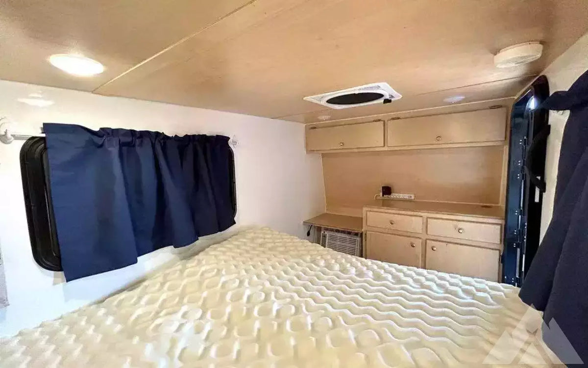 Rustic Trail Kodiak Camper Trailer — used overland trailer for sale in Erie, CO (photo 4) — photo 4