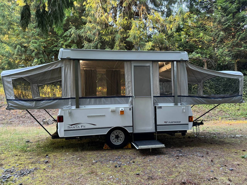 Spacious Folding Trailer With Everything You Need — photo 1