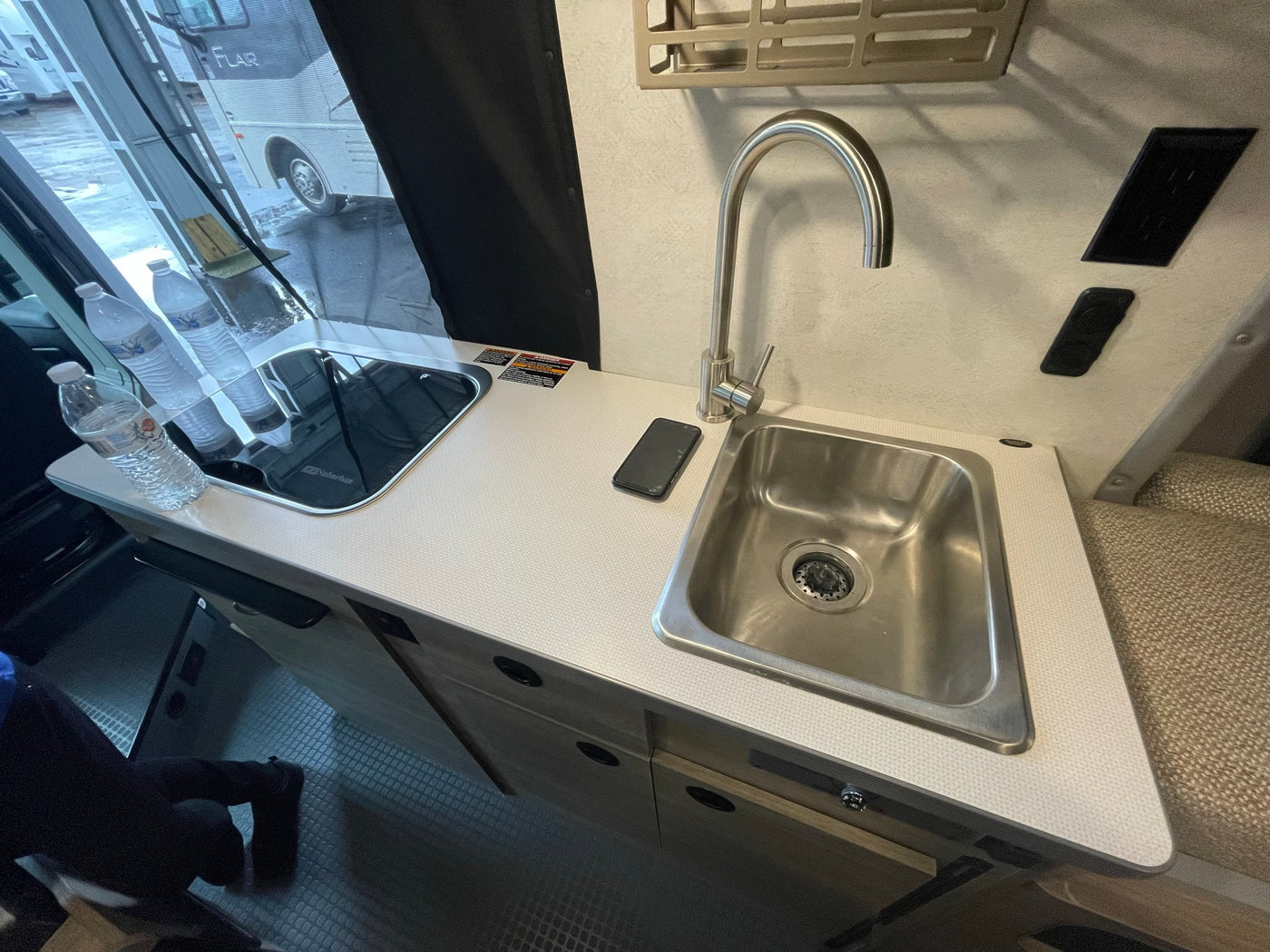 2021 Winnebago Solis 59PX — photo 17