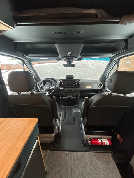 New 2025 Geotrek Mercedes AWD 144 Bear Peak