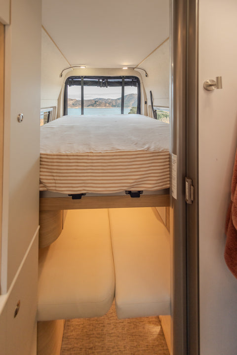Noovo Plus – Adventure-Ready 4-Seater Camper Van — photo 5
