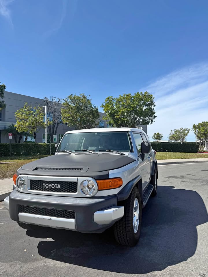 2007 Toyota FJ Cruiser · Sport Utility 2D in Bonita, CA (photo 1)