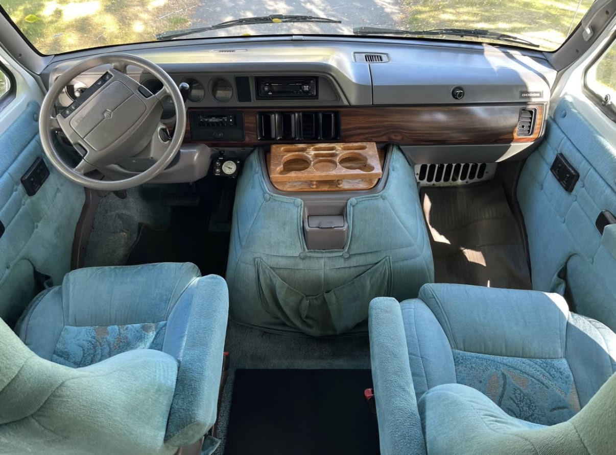  comfortable blue seating — photo 12