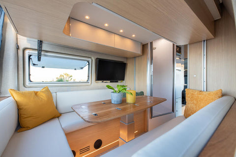2026 Noovo Plus - "Rory" - Luxury Camper Van with Heating & AC — photo 4