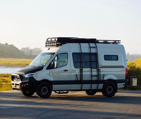The Tannie, A Luxury Adventurer; Loaded Camper, Sleep 4 Roof Tent Free Wifi overland rental