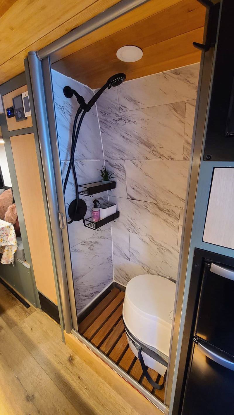  kitchenette — photo 8