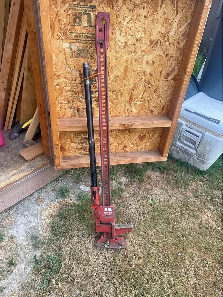 Hi lift jack in Longview, WA (photo 1) — photo 1