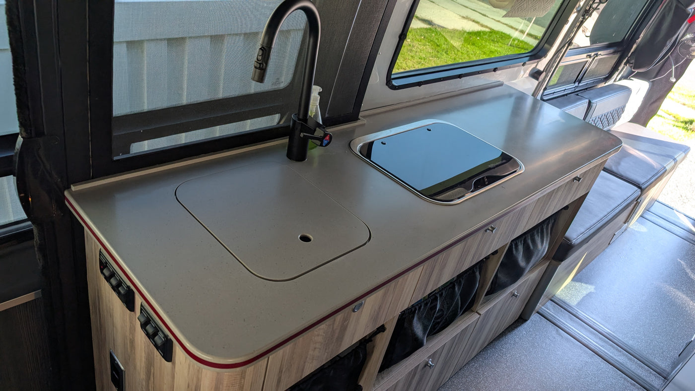 Airsteam Insterstate 24x - Luxury Off the Grid Van — photo 10