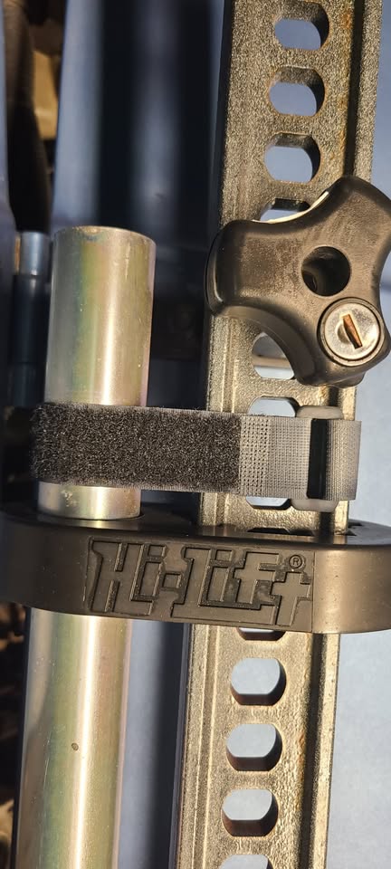 Hi-Lift Jack for JEEP CJ/YJ/TJ AND Locking Billet Hood Mounts in Onsted, MI (photo 3)