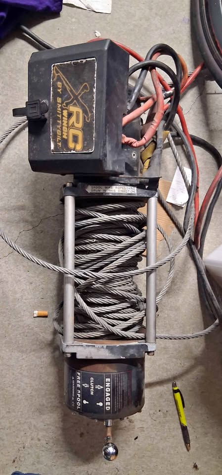 Smittybilt XRC 8 Winch - 8000lb rating
