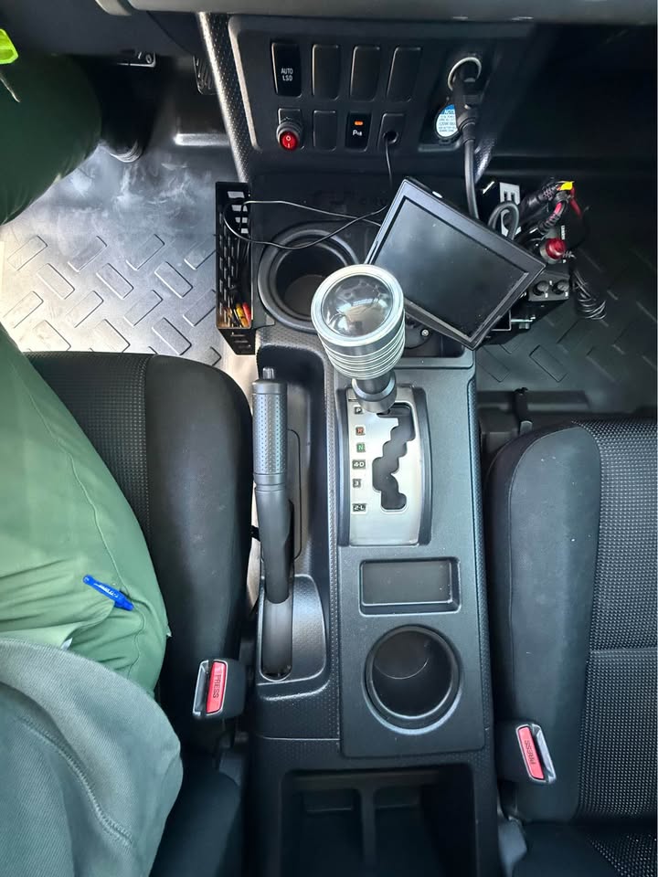 2008 Toyota FJ Cruiser — photo 11