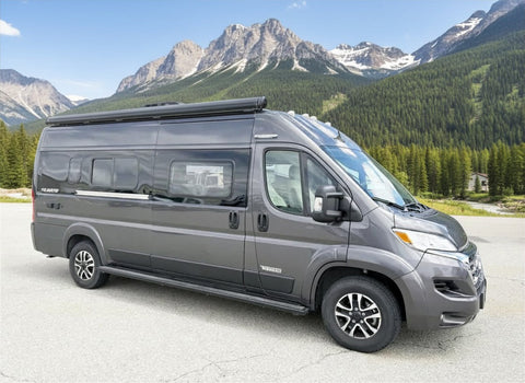 Winnebago Baby! - Your mobile office or vanlife vacation getaway! overland rental