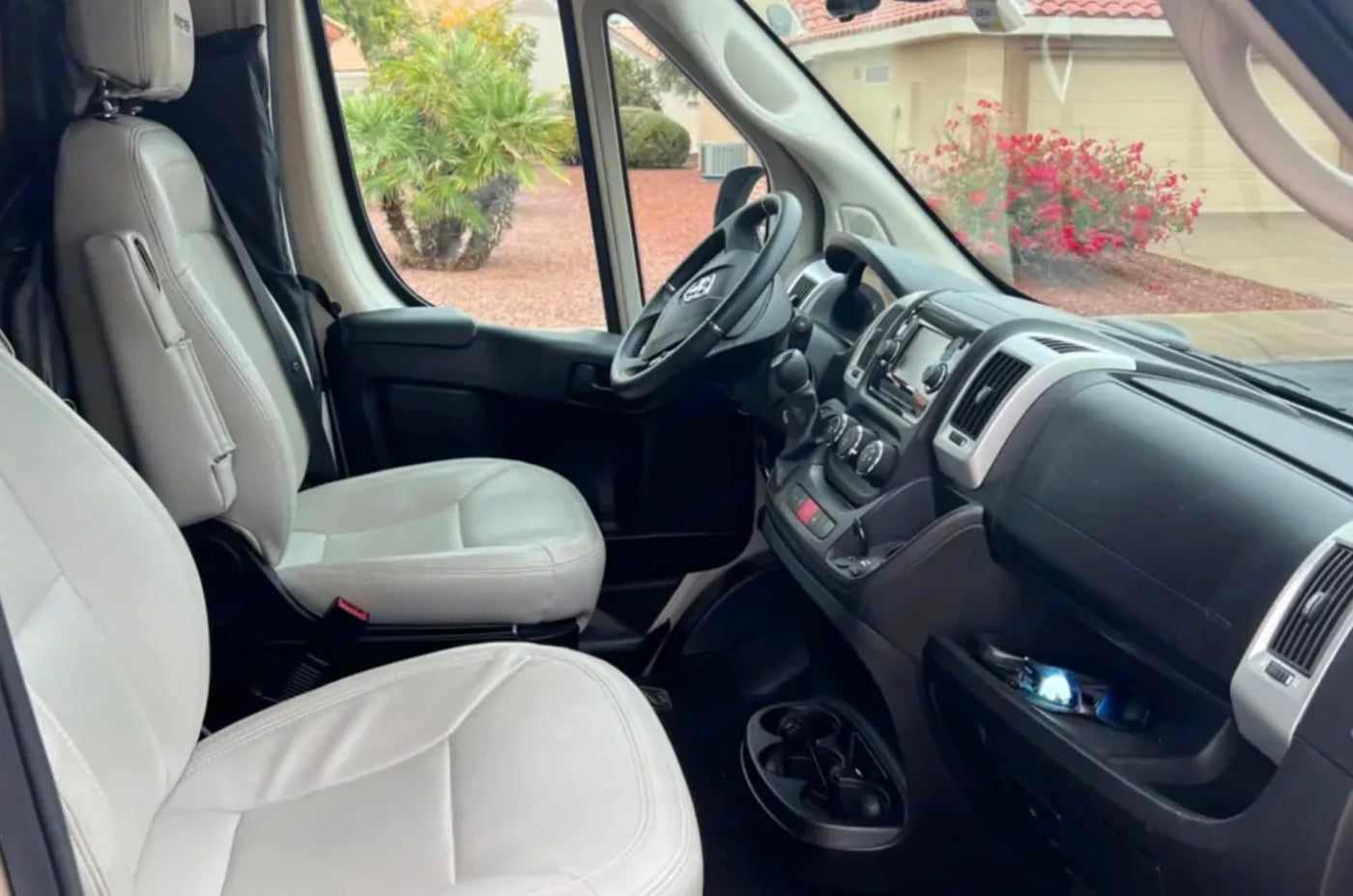 “Maricopa” Easy-to-Drive Class B Van — photo 10