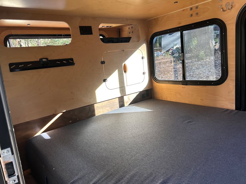 2015 Hiker Trailer Hiker Trailer — photo 6